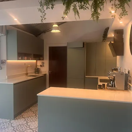 Lily's Place Apartman *