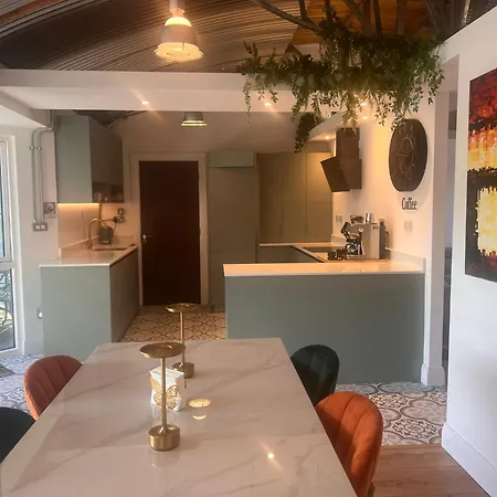 Apartman Lily's Place