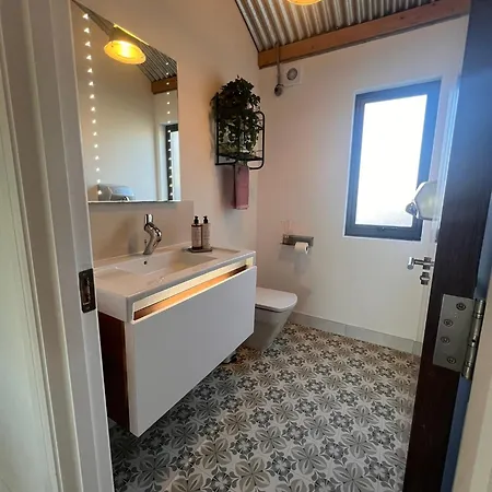 Lily's Place Apartmán