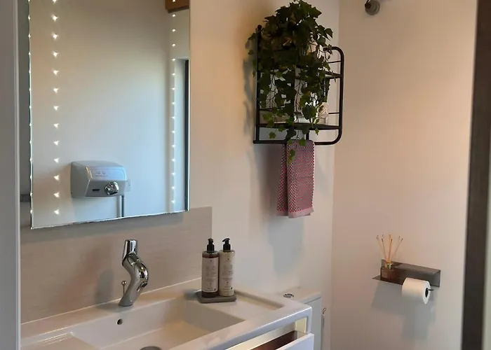 Apartman Lily's Place *